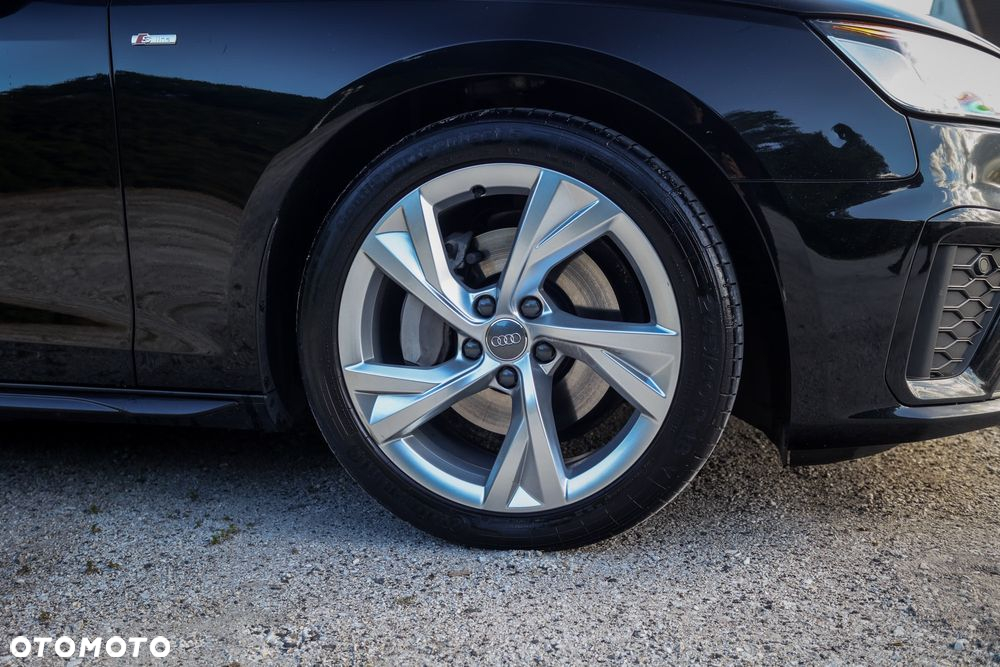 Audi A4 Avant 40 TDI S tronic S line - 5