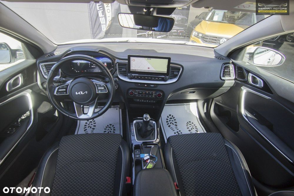 Kia XCeed 1.5 T-GDI Business Line - 23