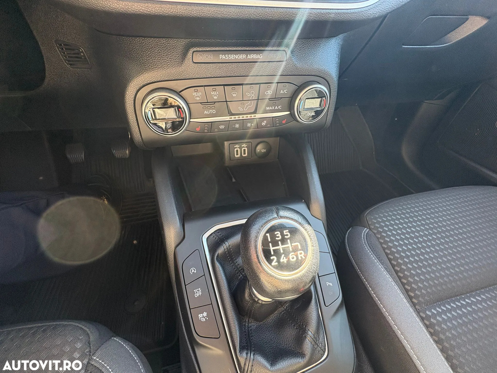 Ford Focus 1.0 EcoBoost Trend - 8