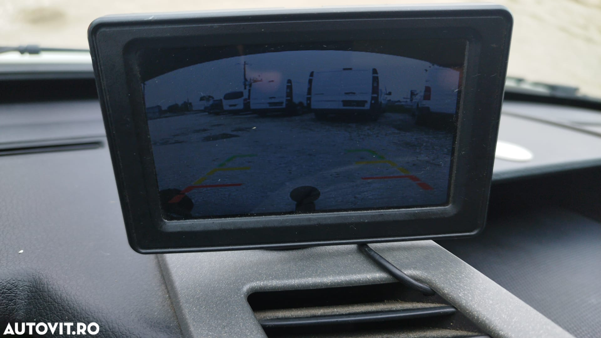 Volkswagen Crafter 7 locuri - 15
