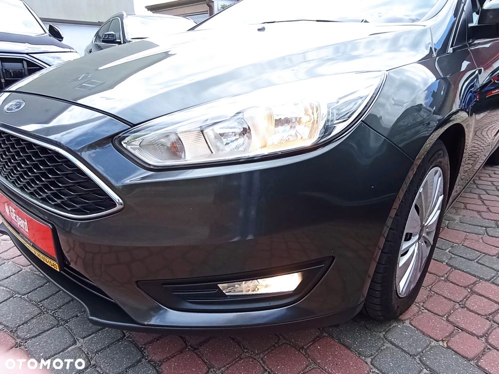 Ford Focus 1.5 EcoBlue Active Business - 22