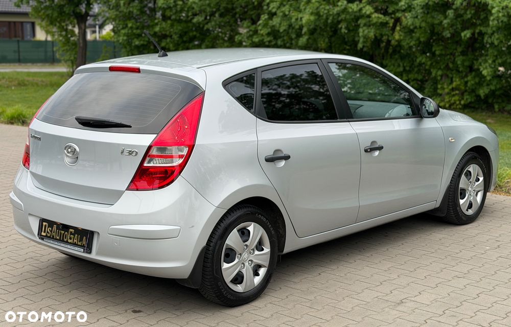 Hyundai i30 1.4 Edition Plus - 10