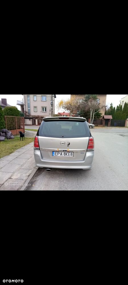 Opel Zafira 2.0 T Sport - 3