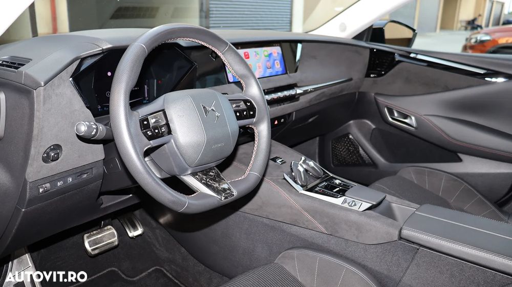 DS Automobiles DS 4 DS4 1.6 PHeV FWD 225 EAT8 PERFORMANCE LINE + - 24