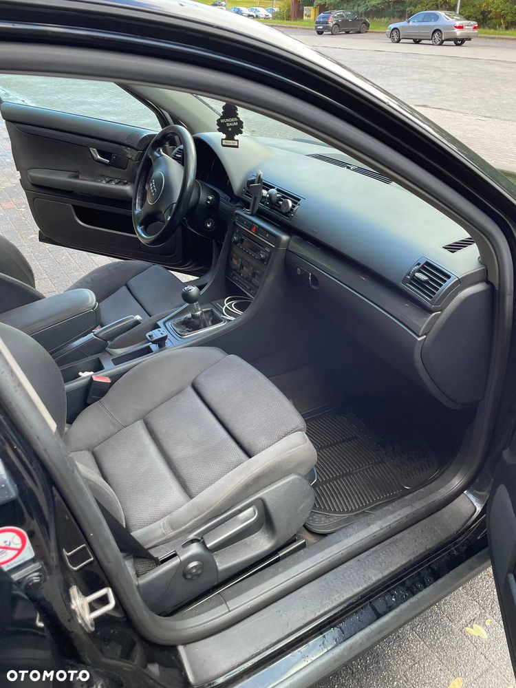 Audi A4 Avant - 17