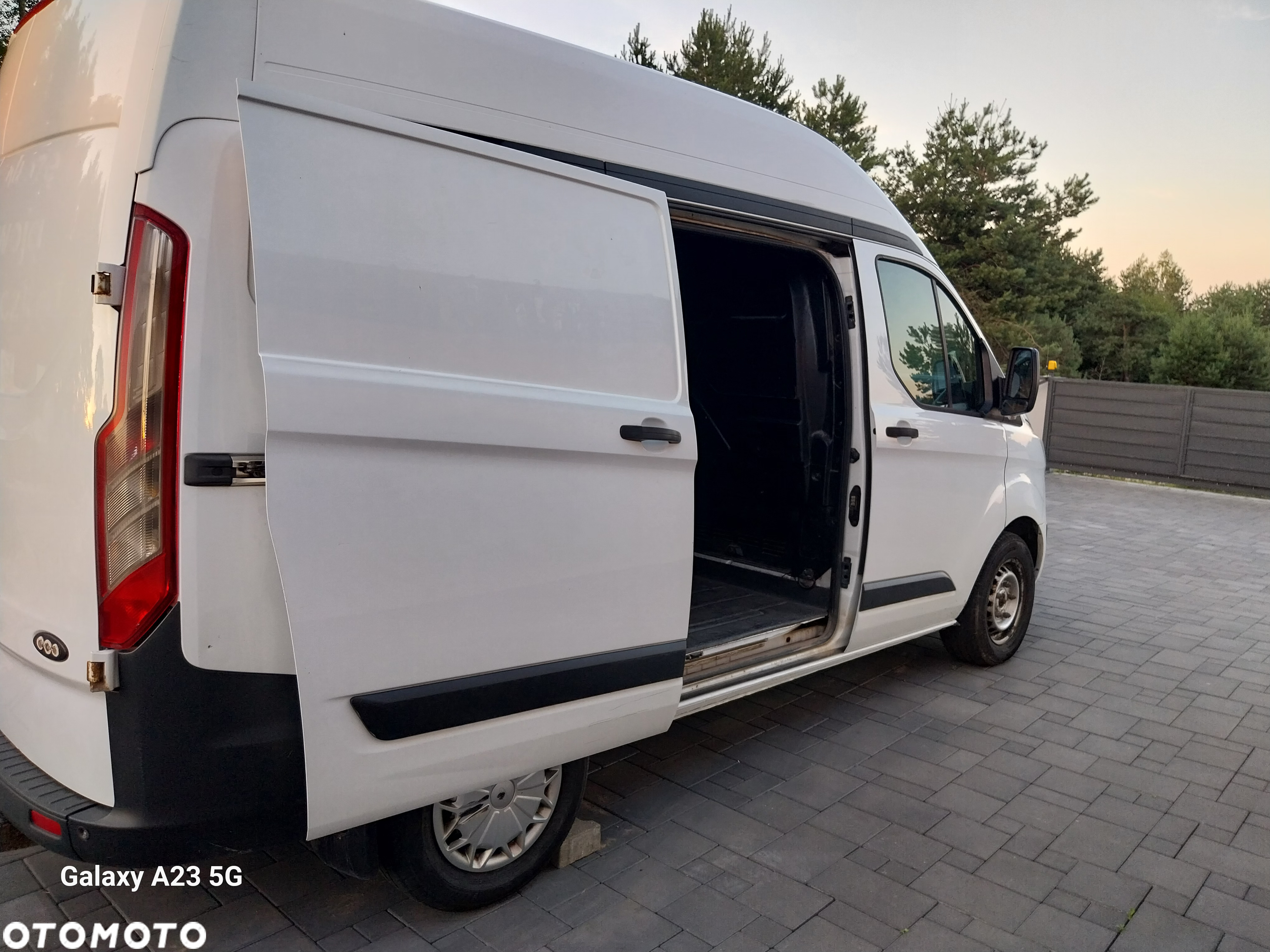 Ford Transit Custom - 12