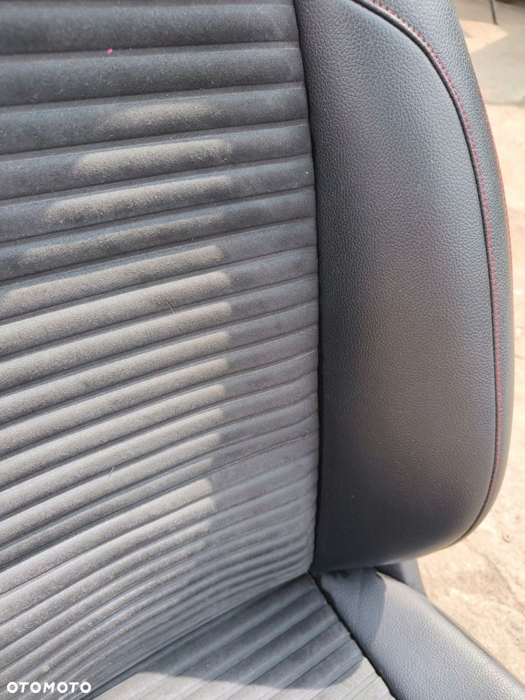 MERCEDES A KLASA W176 FOTEL PRZEDNI PRAWY AMG GRZANY - 4