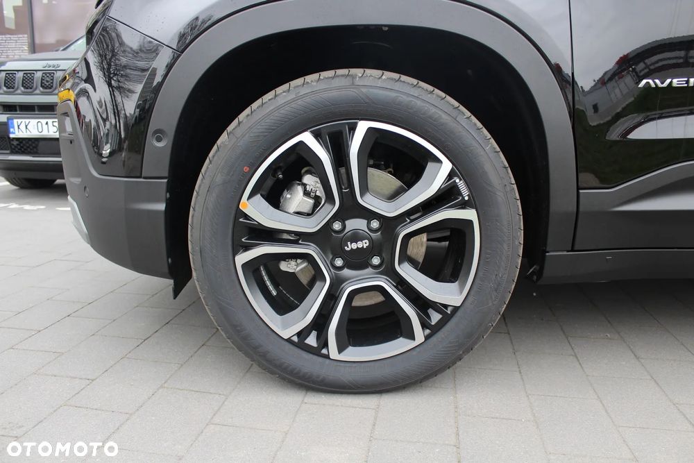 Jeep Avenger 1.2 T3 mHEV Summit FWD eDCT6 - 9