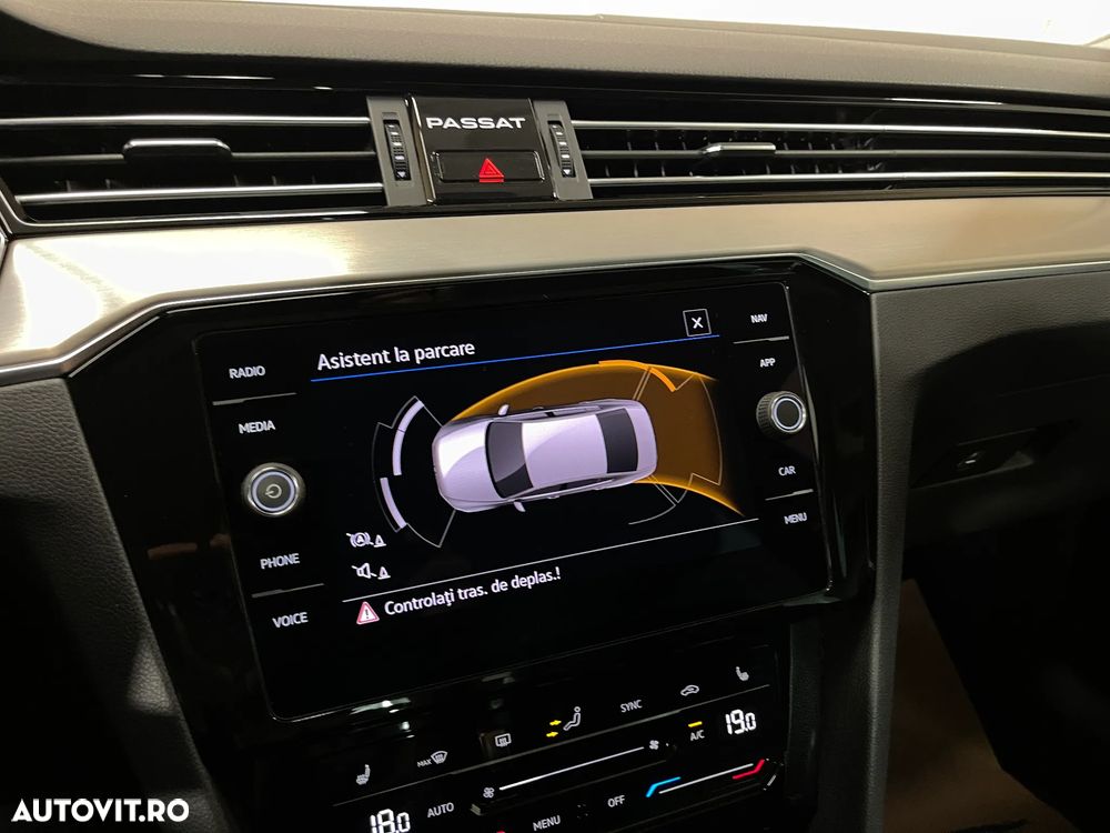 Volkswagen Passat 2.0 TSI ACT OPF DSG Highline - 13