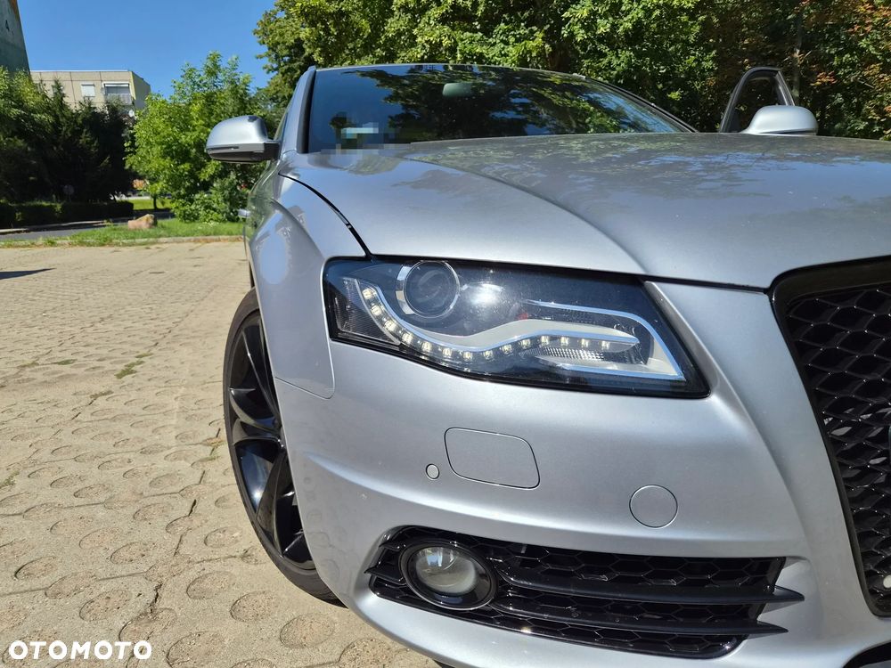 Audi A4 Avant - 1
