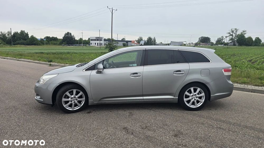 Toyota Avensis - 3