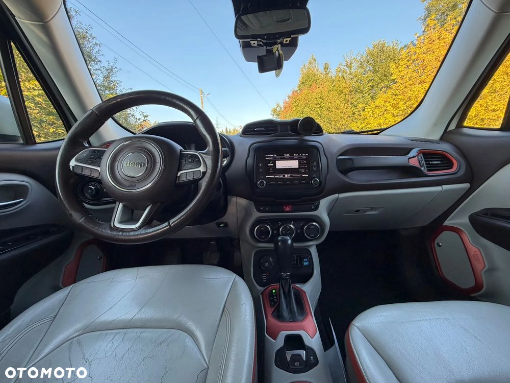 Jeep Renegade - 15