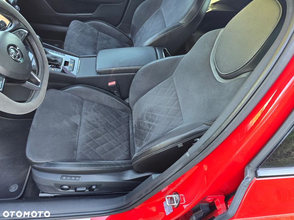 Skoda Superb 2.0 TDI 4x4 Sportline DSG - 24