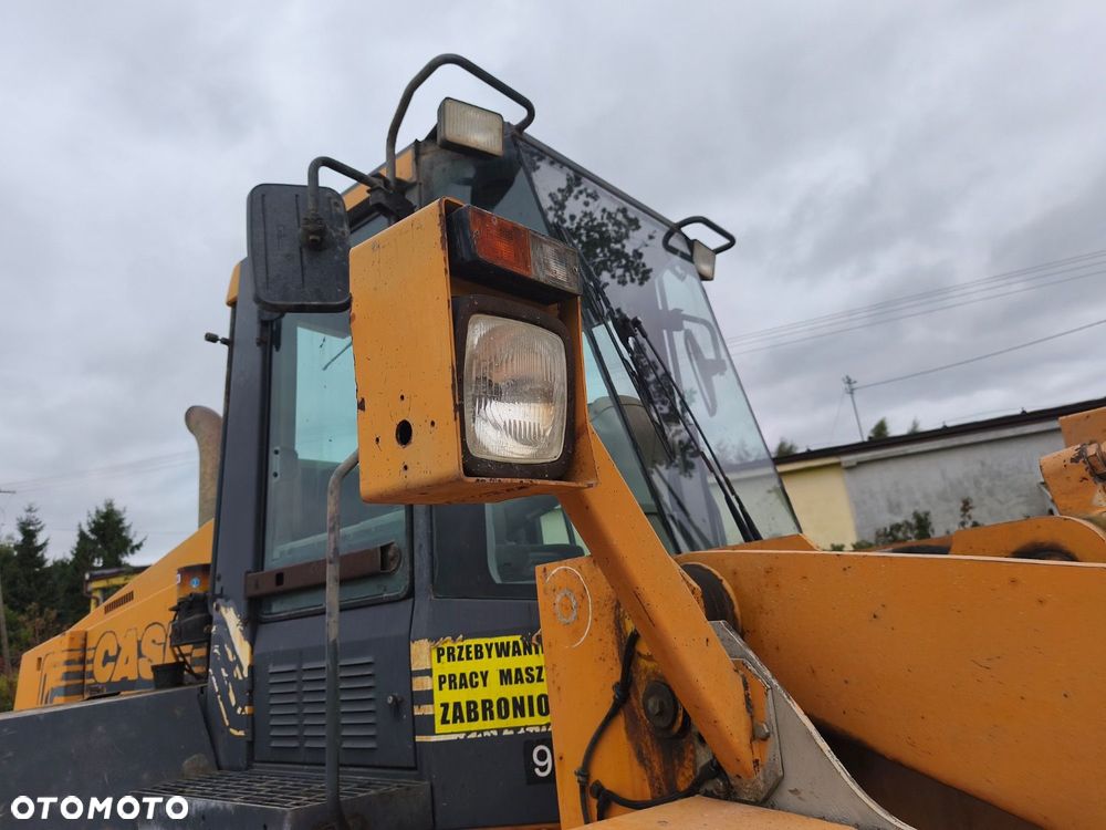 Case 821C - 31