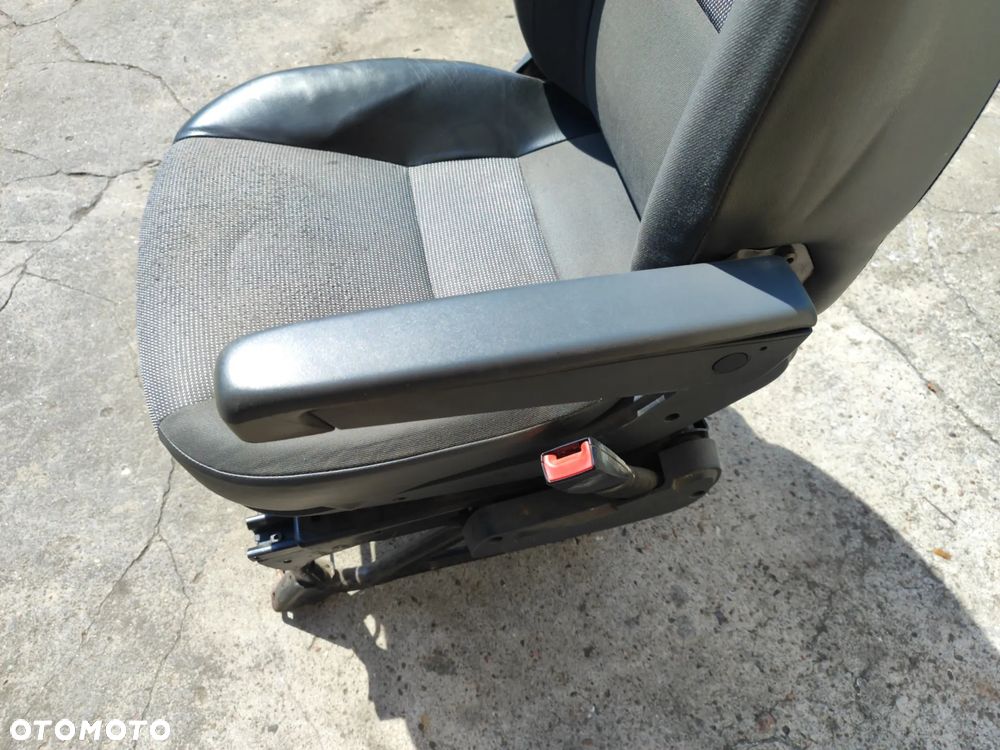 fotel przód prawy pasażera z podstawą + podłokietnik, KAMPER do ducato boxer jumper 06-22r movano - 4