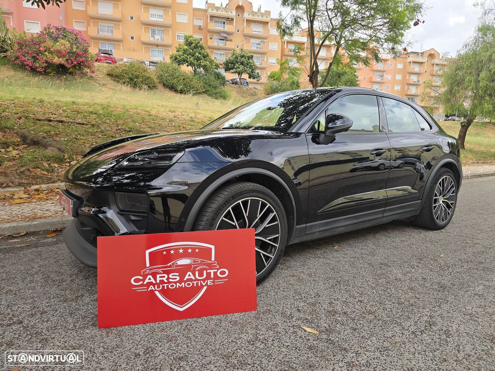 Porsche Macan Electric - 1