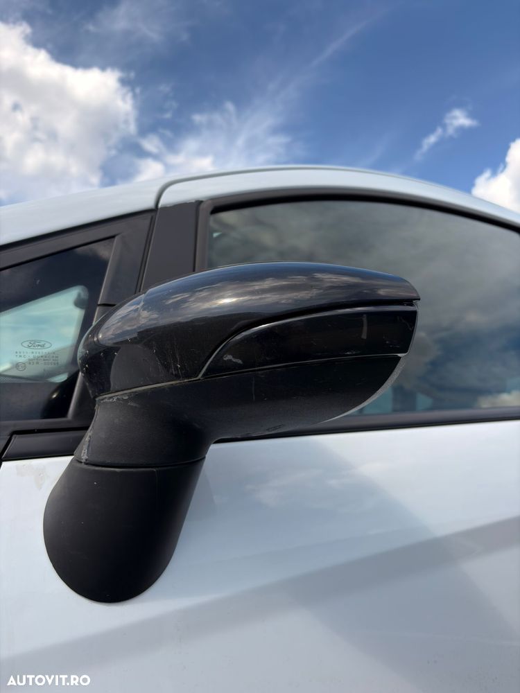 Ford B-Max - 33