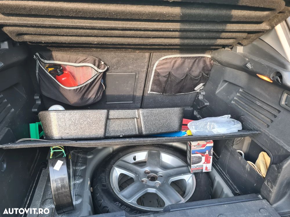 Peugeot 3008 HDi FAP 110 EGS6 Tendance - 12