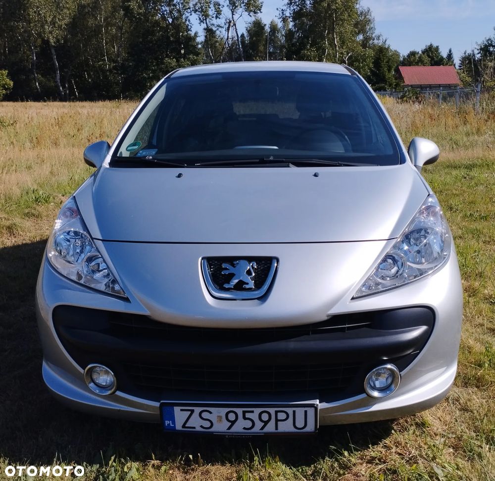 Peugeot 207 1.4 16V Trendy - 5