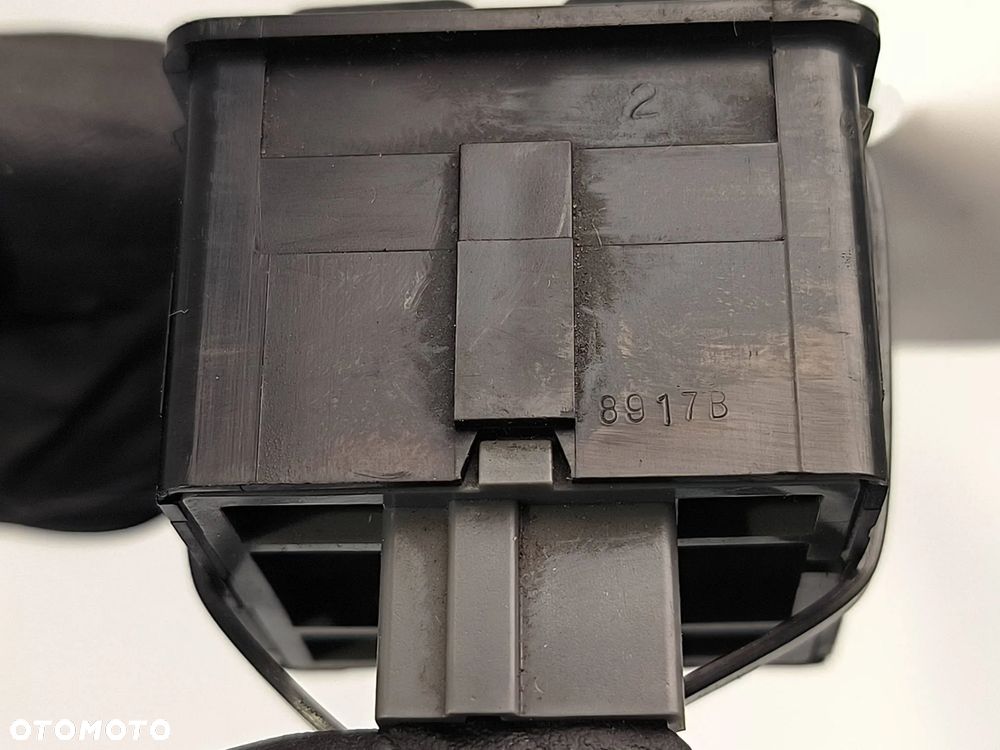 Przełączniki przyciski siedzeń lusterek blokada drzwi Mitsubishi Pajero 2008 SUV Diesel 147kW 3200cm³ - 7