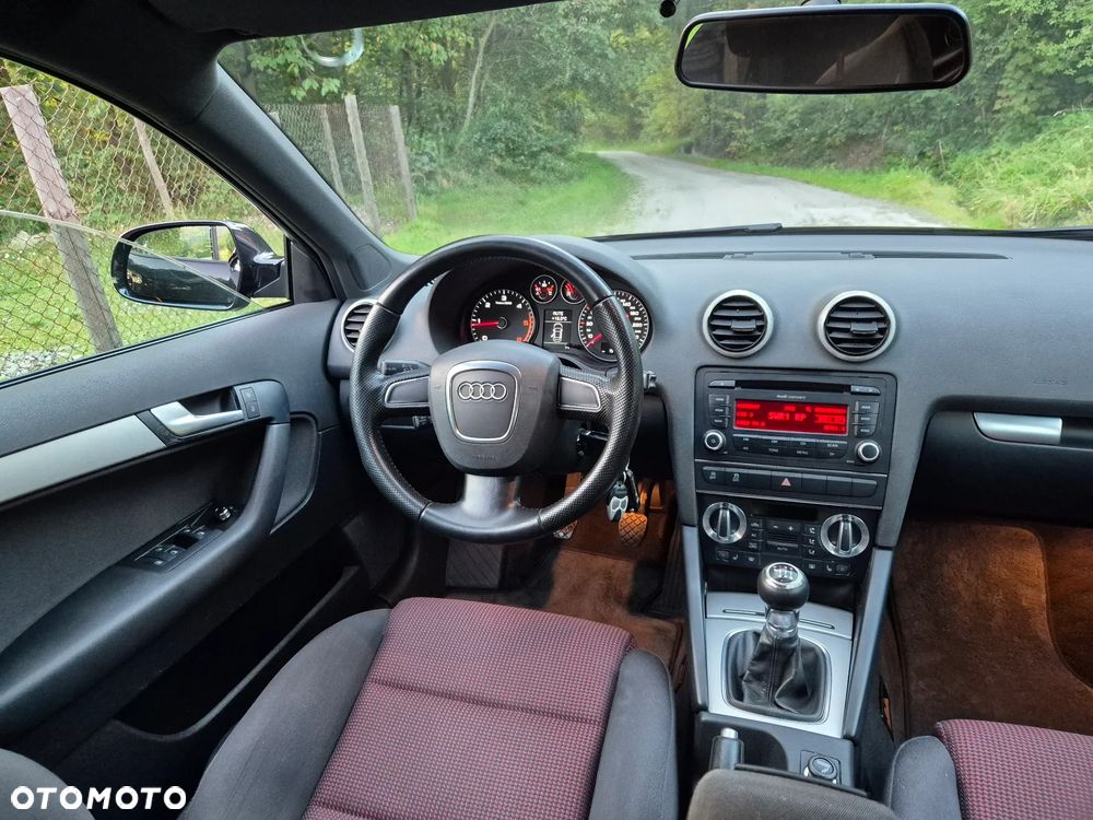 Audi A3 Sportback 2.0 TDI DPF quattro Ambition - 14