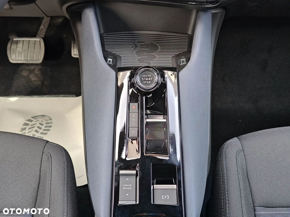 Alfa Romeo Junior 1.2 mHEV Ibrida eDCT - 14