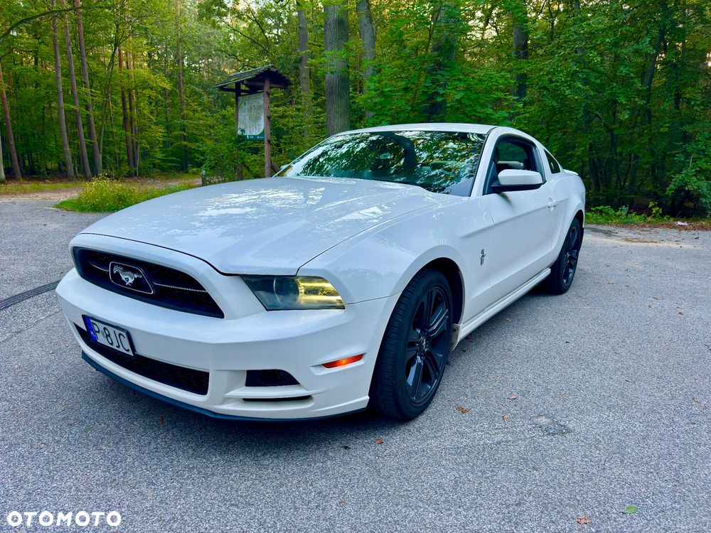 Ford Mustang 3.7 V6 Premium - 1