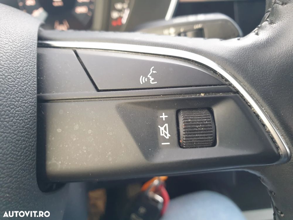 Audi Q3 Sportback 2.0 35 TDI quattro S tronic S Line - 35