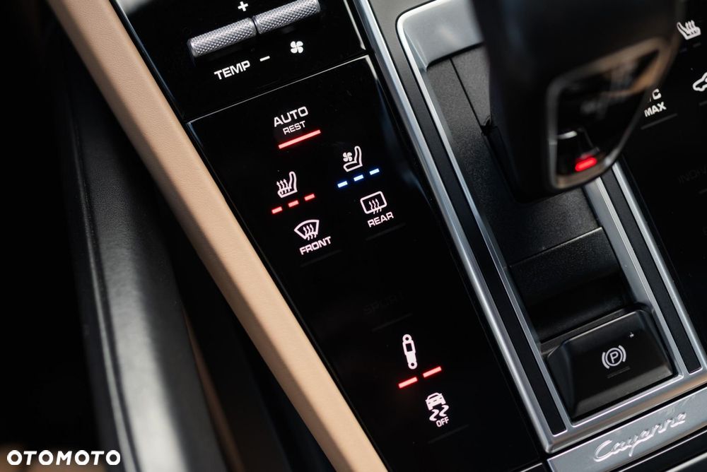 Porsche Cayenne S - 29