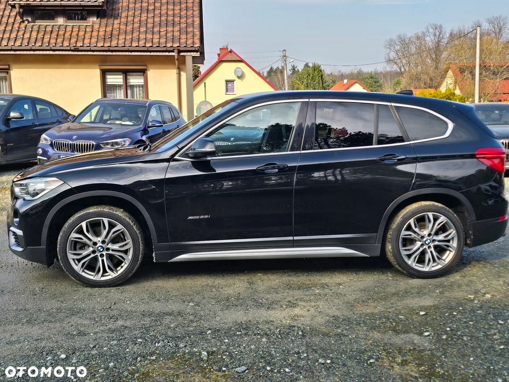 BMW X1 xDrive25i GPF xLine - 9