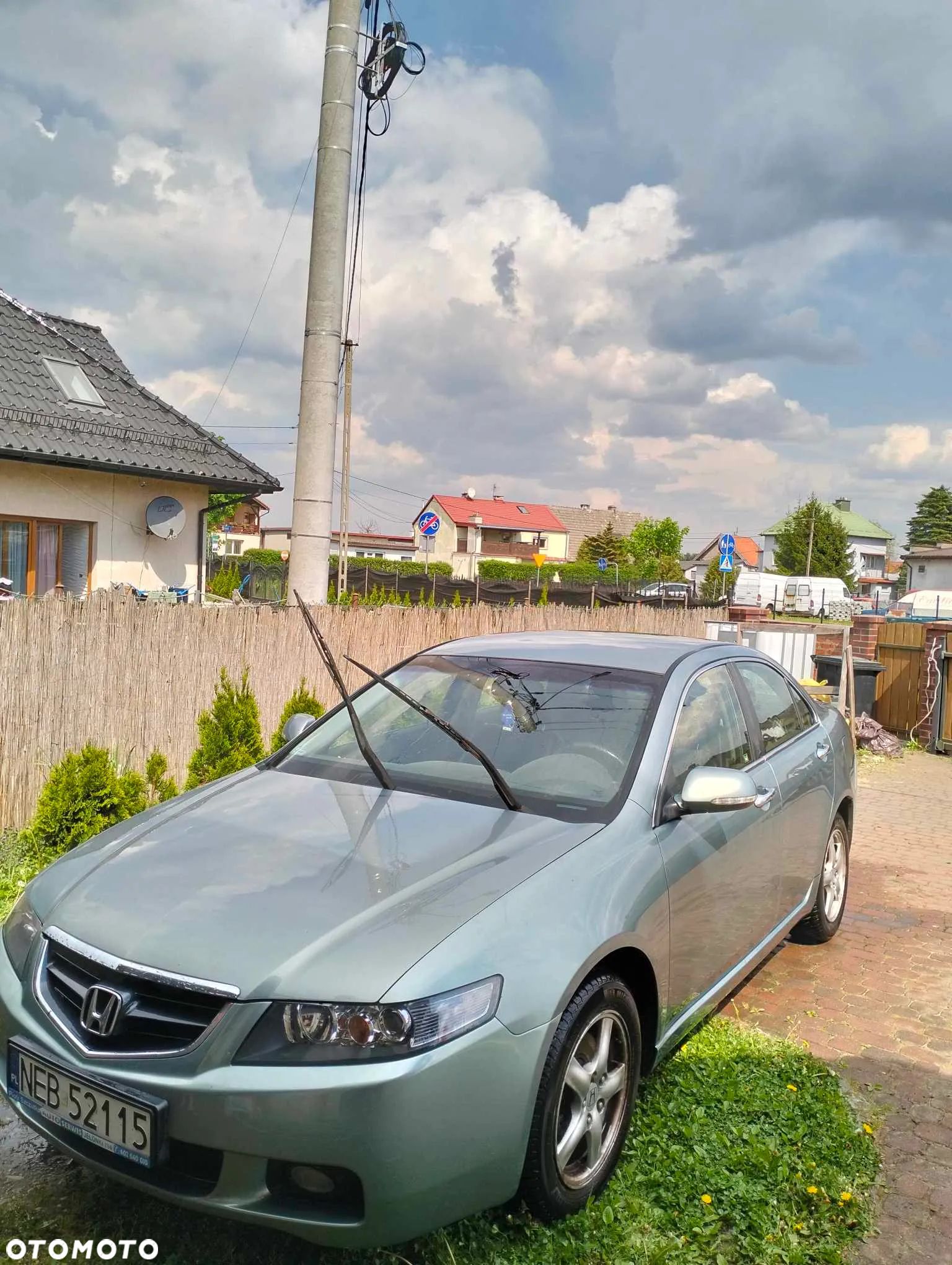 Honda Accord 2.0 Comfort - 1