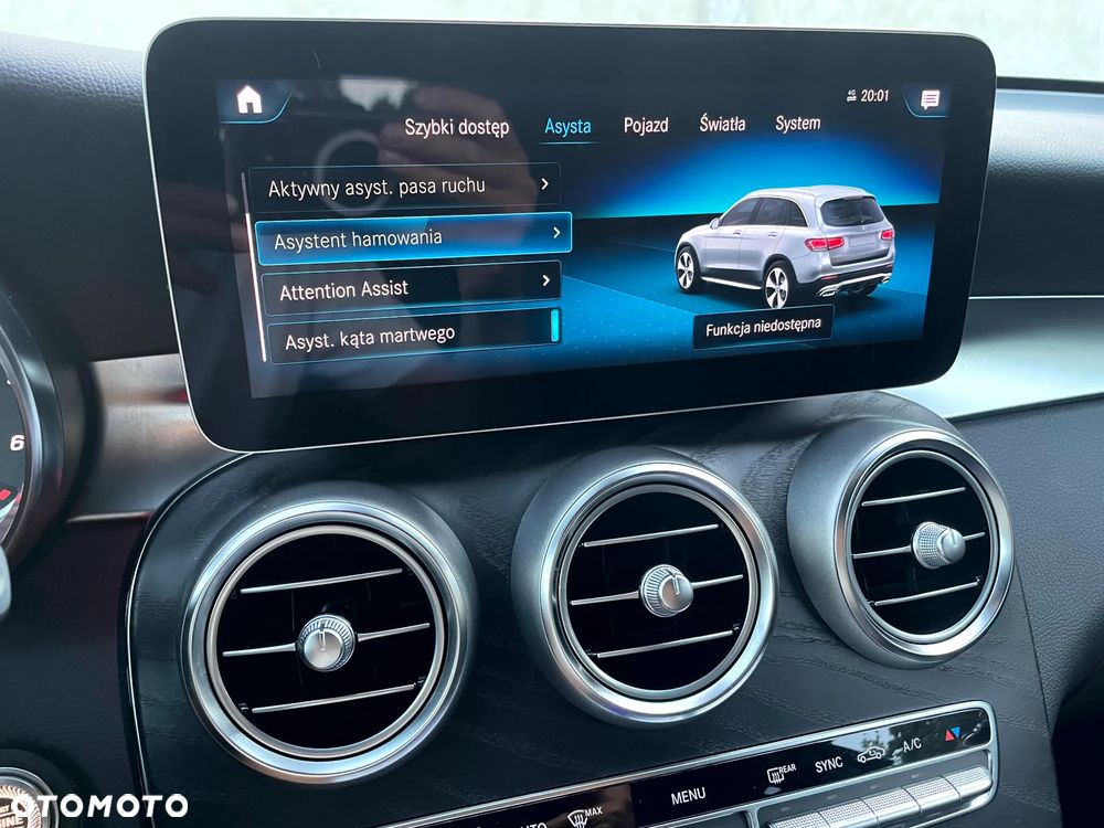 Mercedes-Benz GLC 220 d 4Matic 9G-TRONIC AMG Line - 32