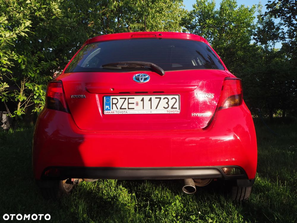 Toyota Yaris Hybrid 100 Life - 5