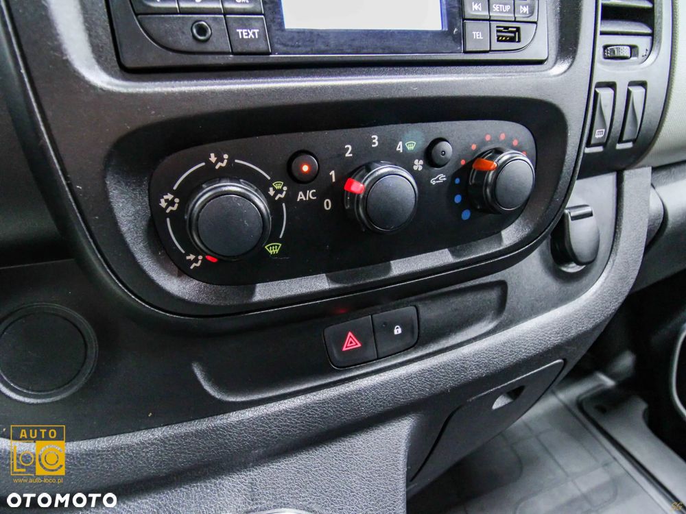 Renault TRAFIC FURGON LONG - 16