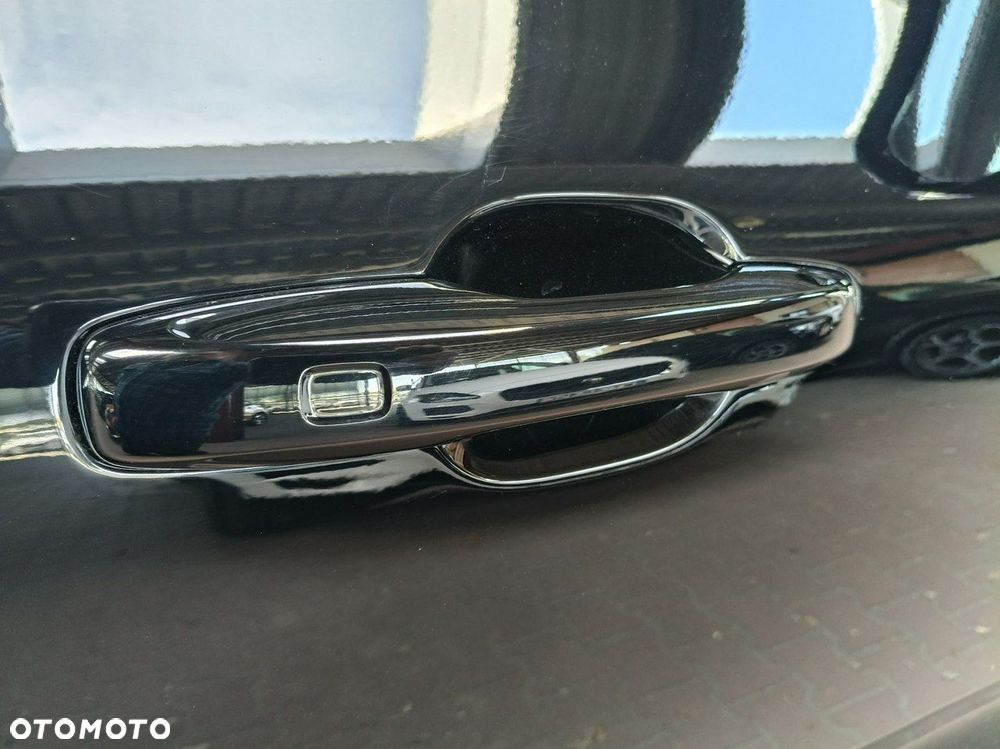Volvo XC 60 B4 D Ultimate Dark - 12