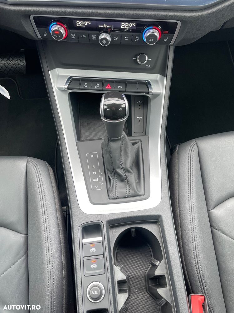 Audi Q3 2.0 TDI S tronic design - 27