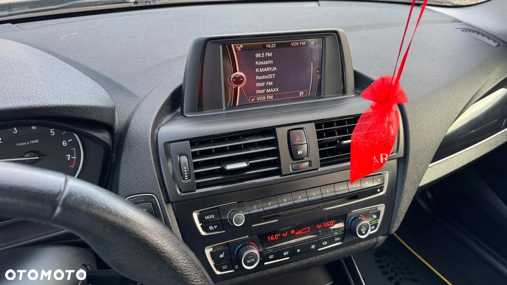 BMW Seria 1 116i Urban Line - 32