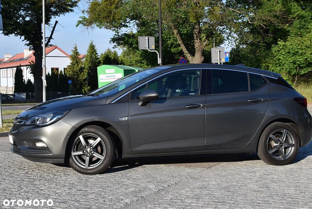 Opel Astra - 2