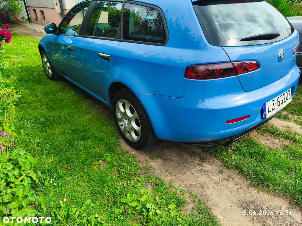 Alfa Romeo 159 1.9 JTDM 16V DPF Distinctive - 6