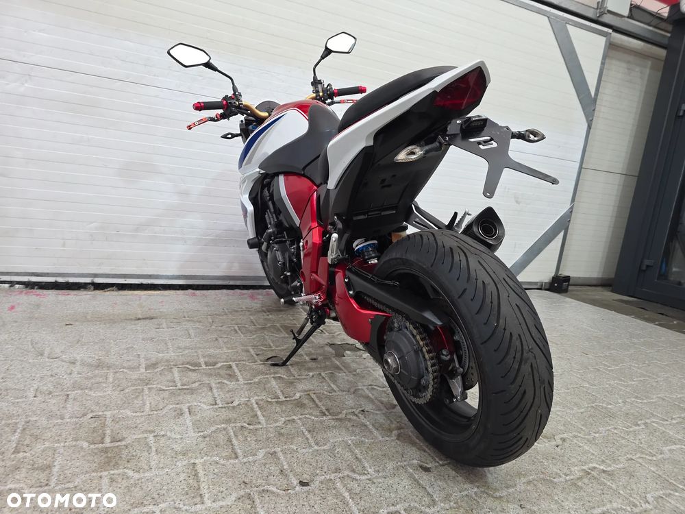 Honda CB - 16
