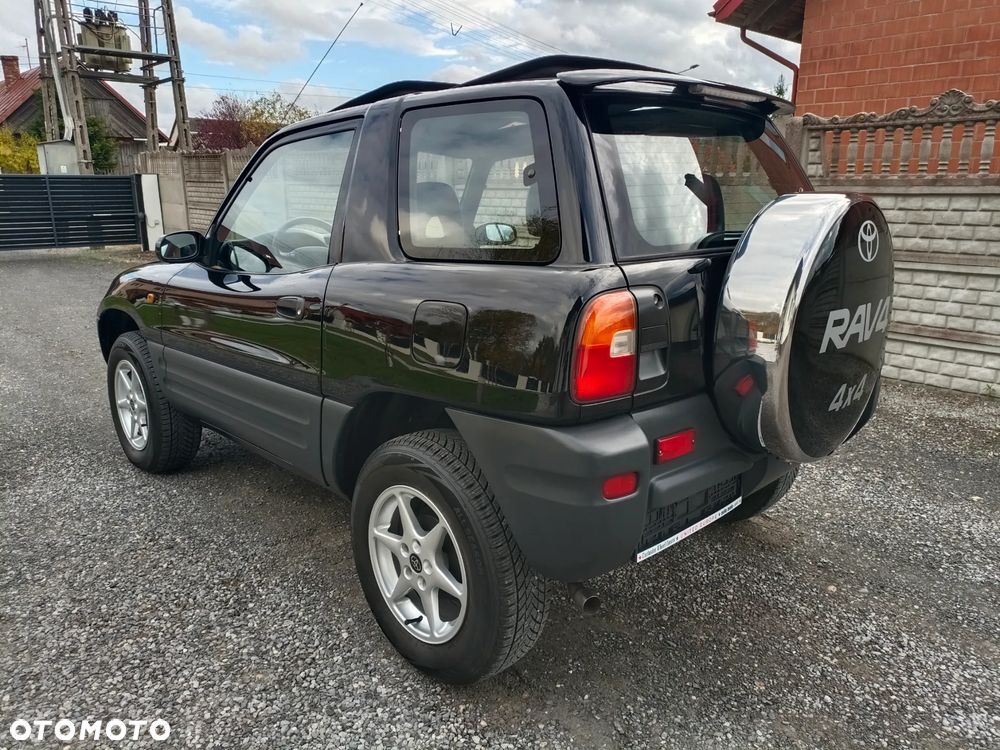 Toyota RAV4 2.0 Special - 3