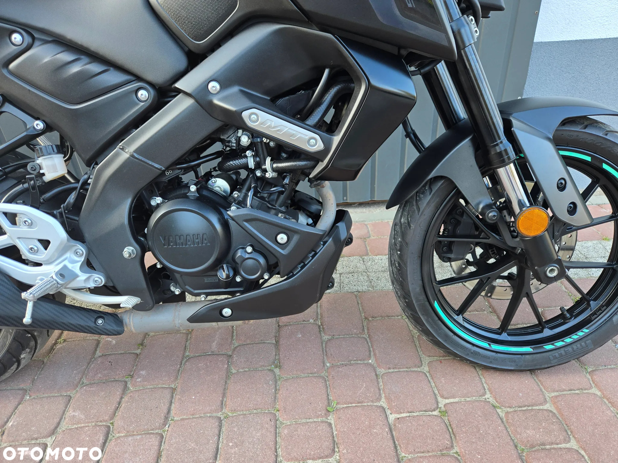 Yamaha MT - 19