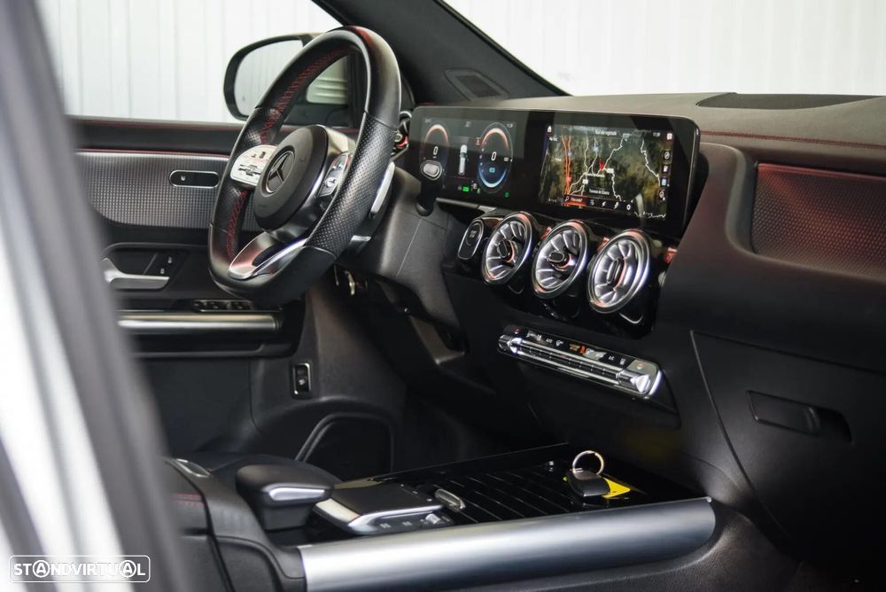 Mercedes-Benz EQA 300 4Matic AMG Line - 57