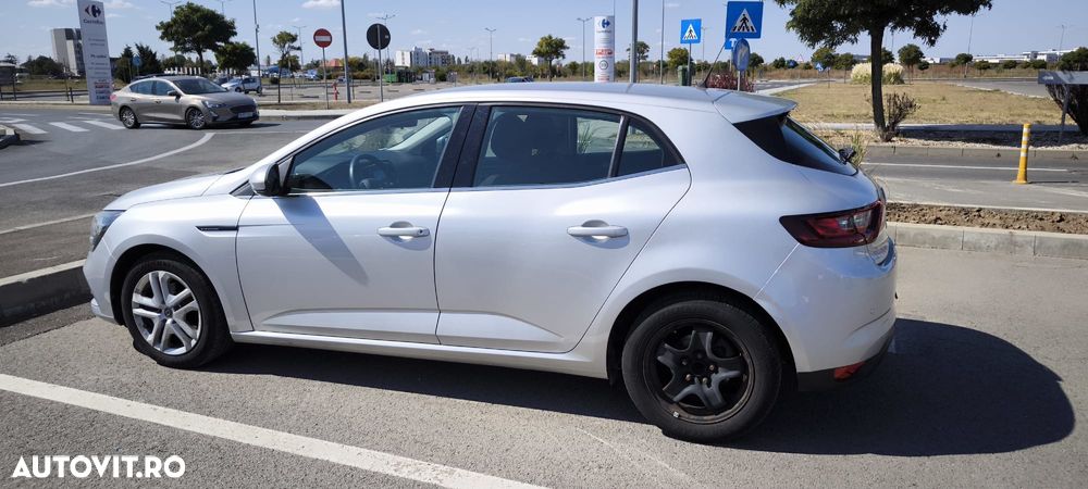 Renault Megane - 12