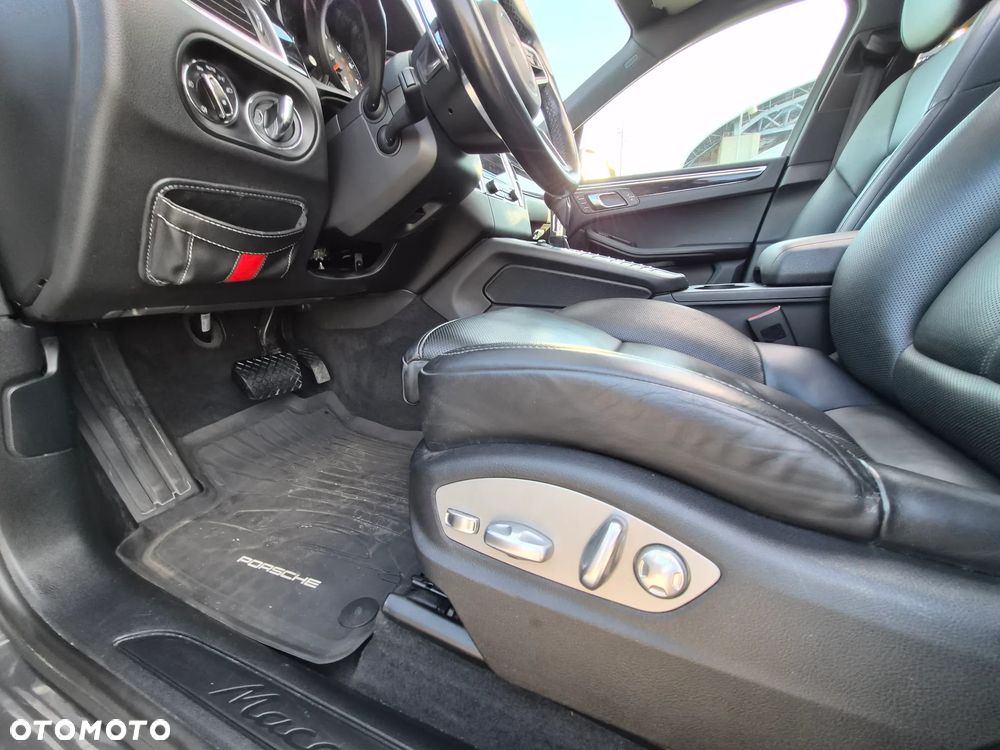 Porsche Macan - 19