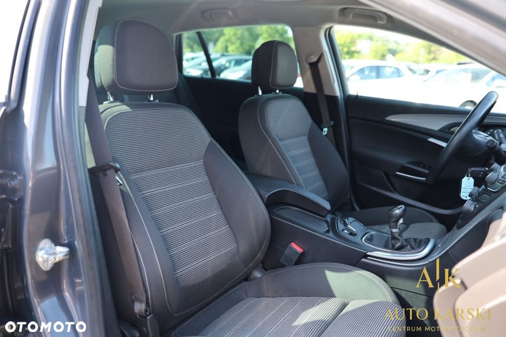 Opel Insignia - 38