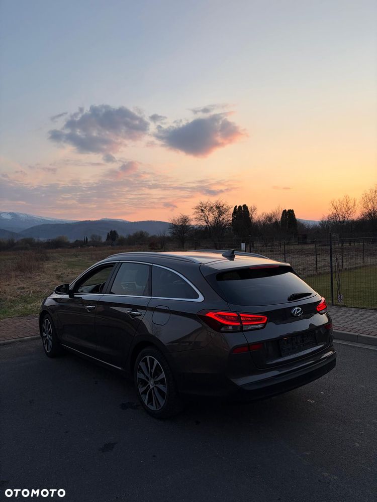Hyundai i30 - 21