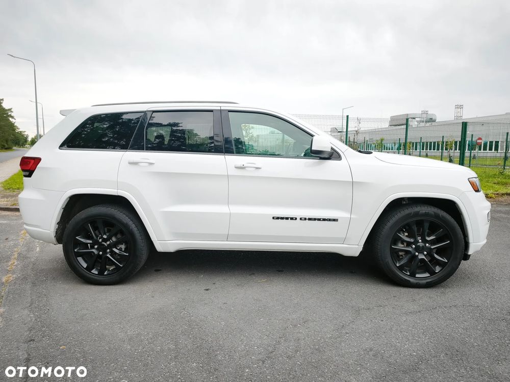 Jeep Grand Cherokee 3.6 V6 Laredo - 9