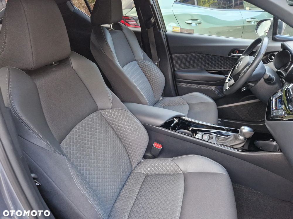 Toyota C-HR 1.8 Hybrid GPF Style - 23