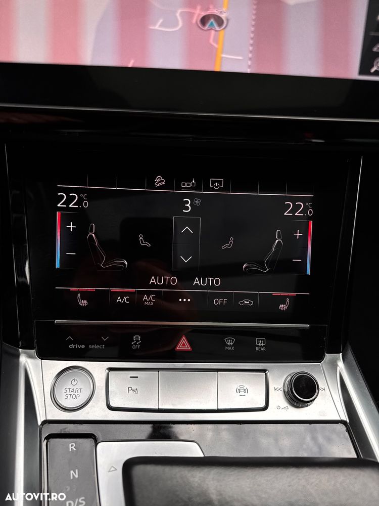 Audi e-tron - 11